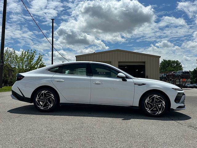 New 2026 Hyundai Sonata SEL AWD/4WD image 10