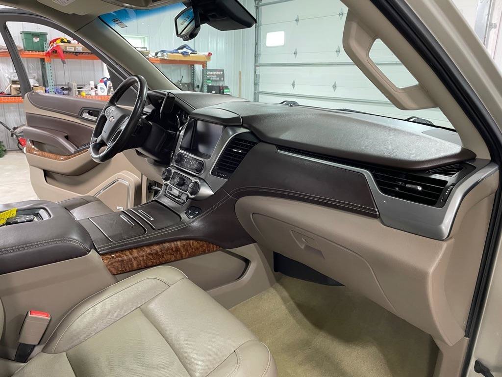 Used 2015 Chevrolet Tahoe LTZ AWD/4WD image 27