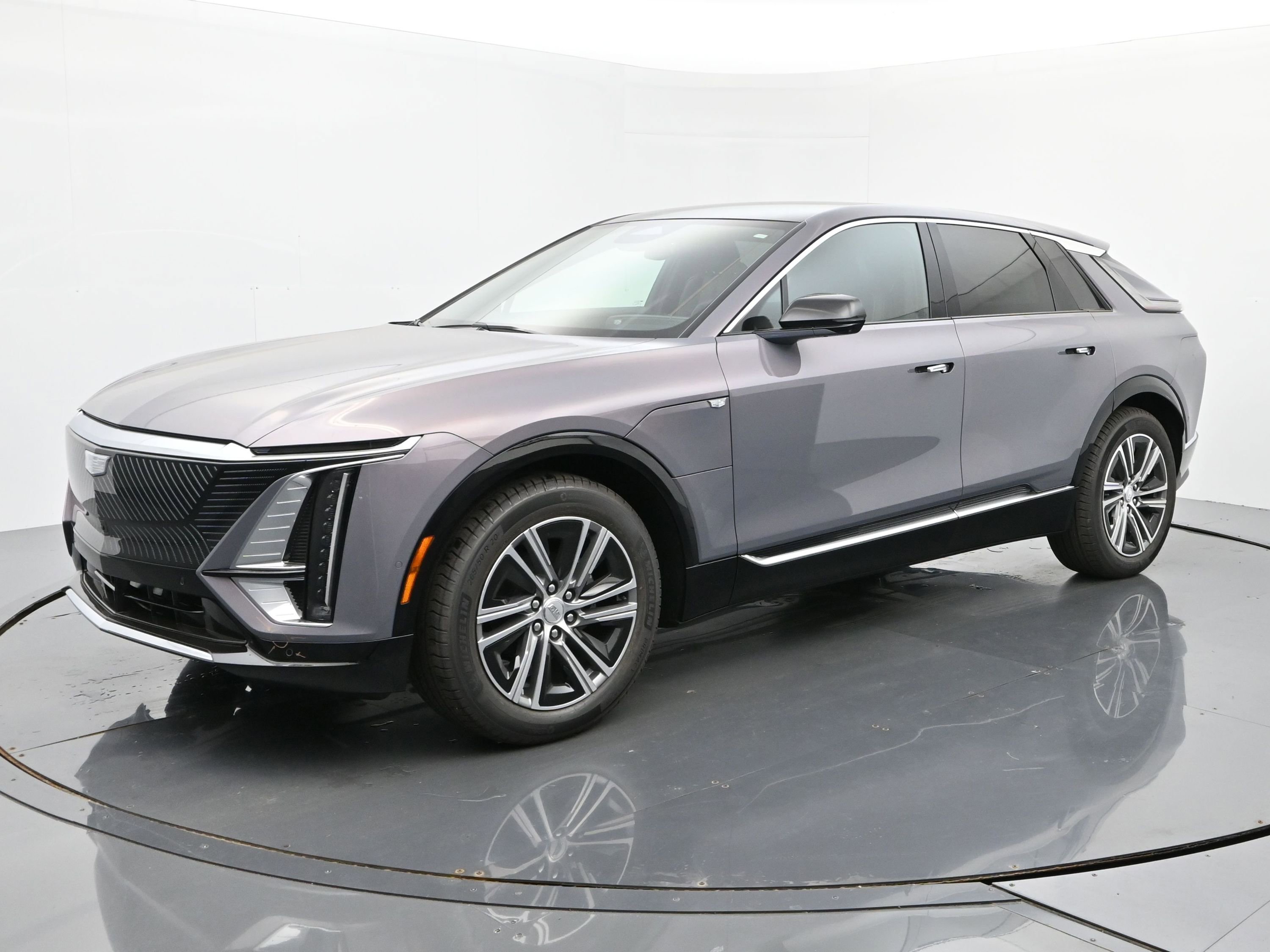 New 2026 Cadillac Lyriq Luxury image 1