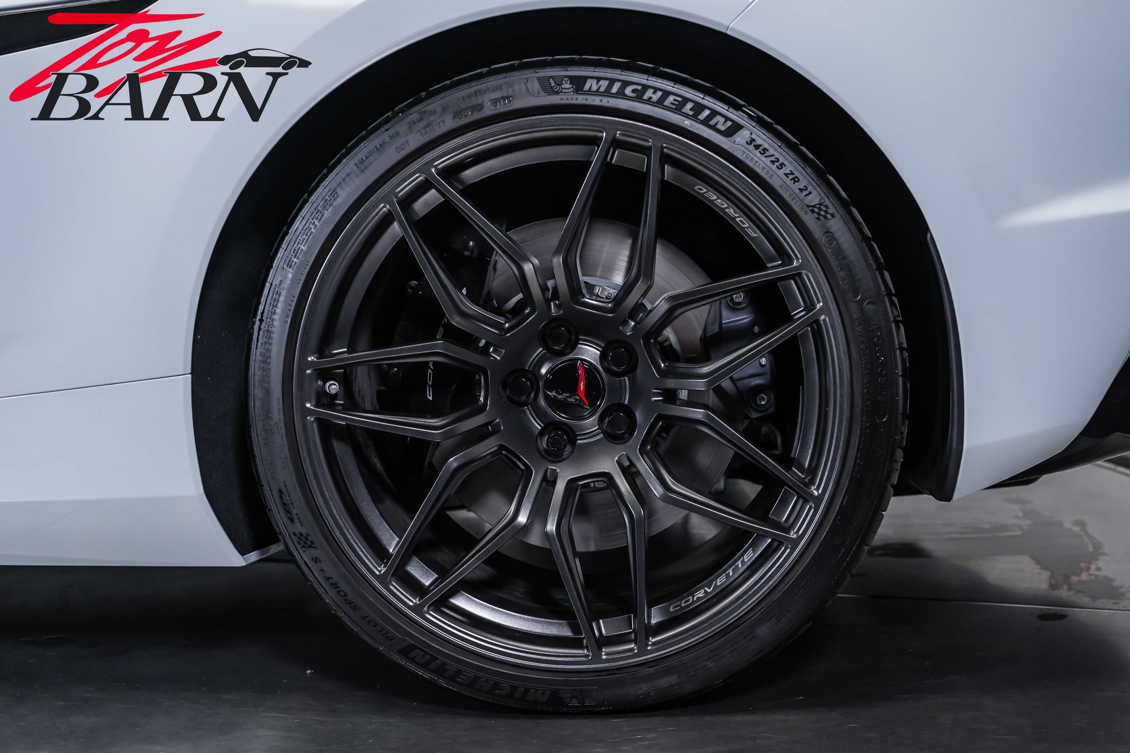 Used 2024 Chevrolet Corvette Z06 RWD image 25