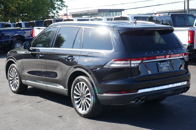 Used 2024 Lincoln Aviator AWD w/ Premium Package image 10