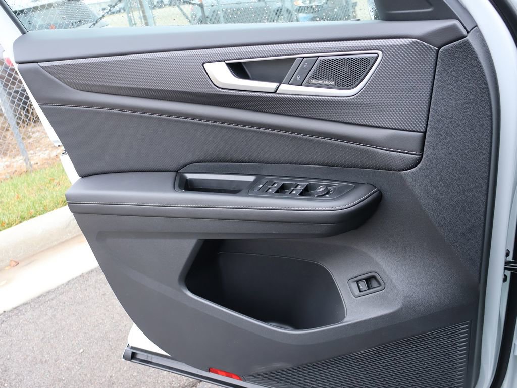 New 2026 Volkswagen Atlas Cross Sport SEL Premium R-Line image 41