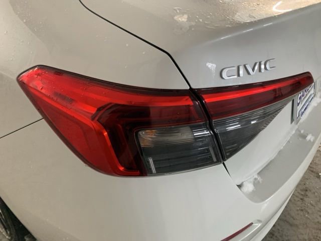 Used 2023 Honda Civic Sport image 9