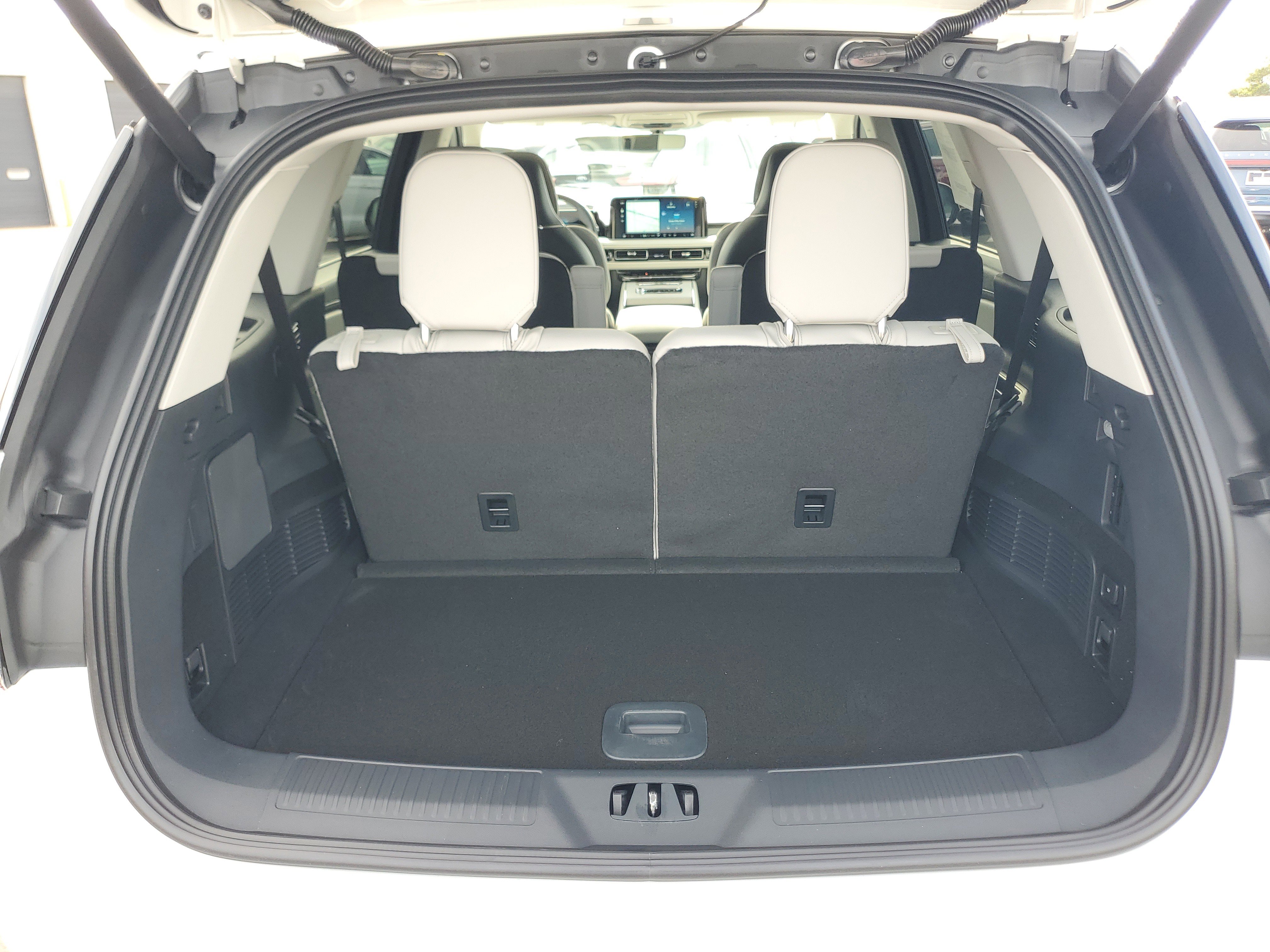 New 2026 Lincoln Aviator Reserve image 24