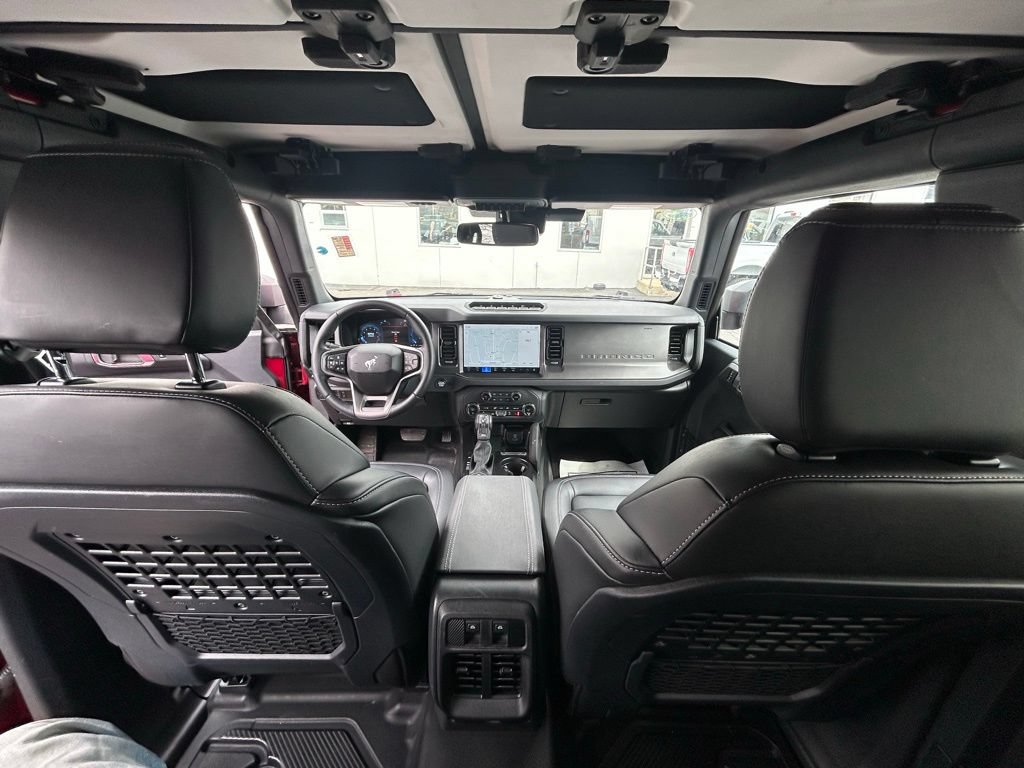 Used 2025 Ford Bronco Badlands AWD/4WD image 24