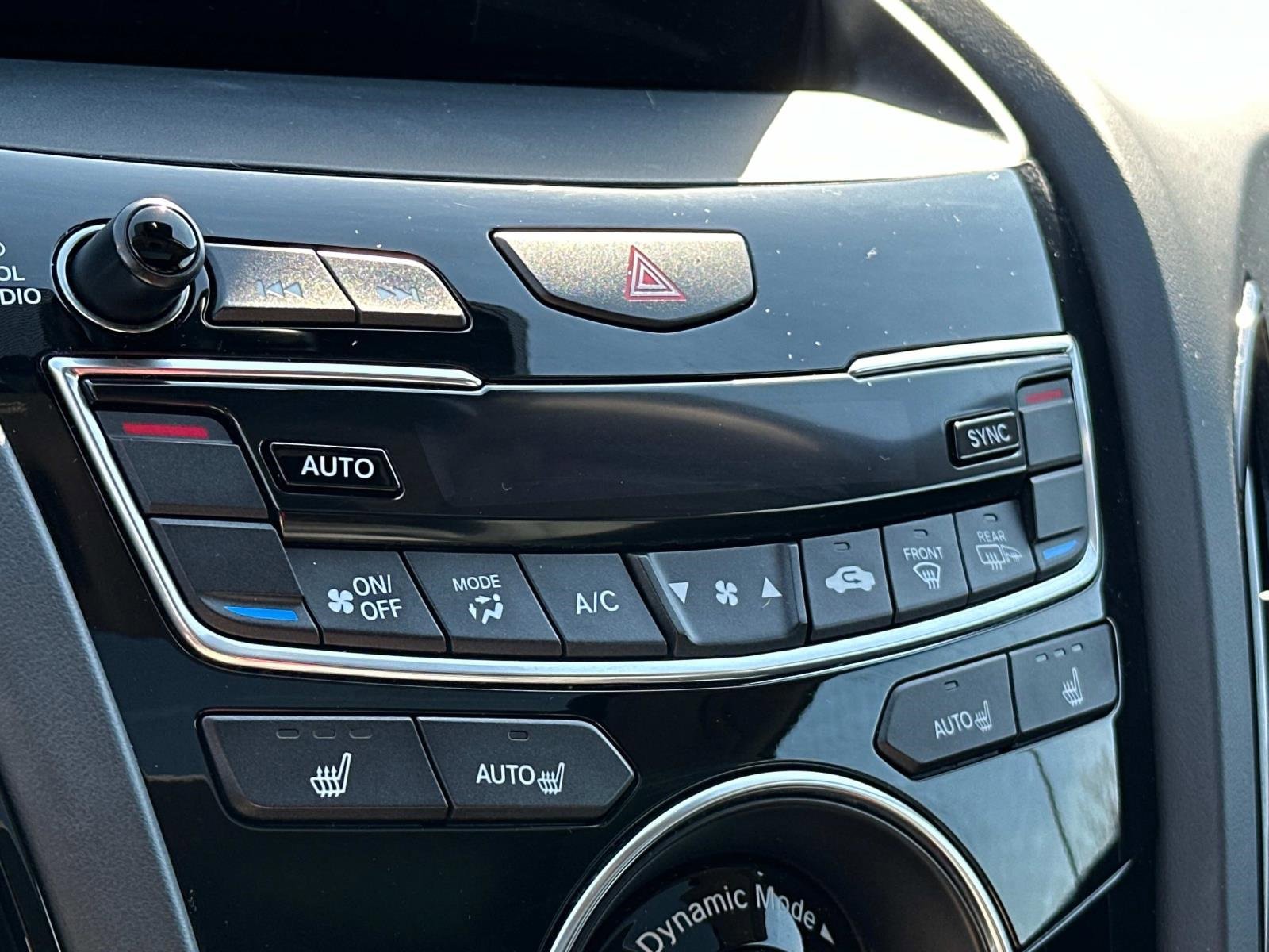 Used 2024 Acura RDX SH-AWD image 13