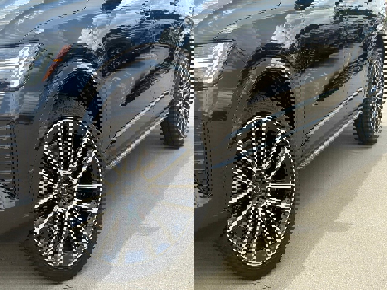 New 2026 Volvo XC90 B6 Ultra w/ Lounge Package image 8