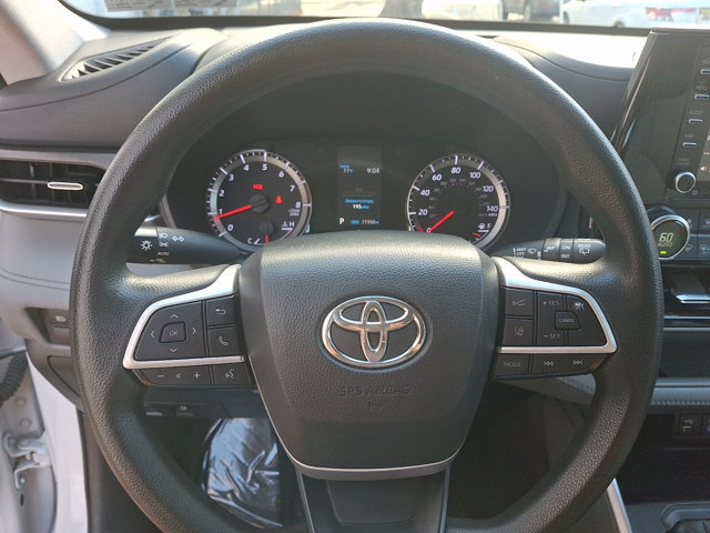Used 2022 Toyota Highlander L AWD/4WD image 19