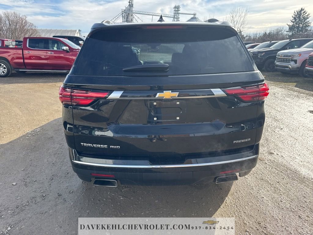 Used 2023 Chevrolet Traverse Premier image 45