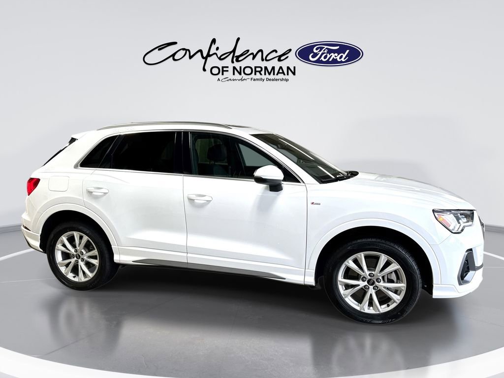 Used 2025 Audi Q3 2.0T Premium image 10