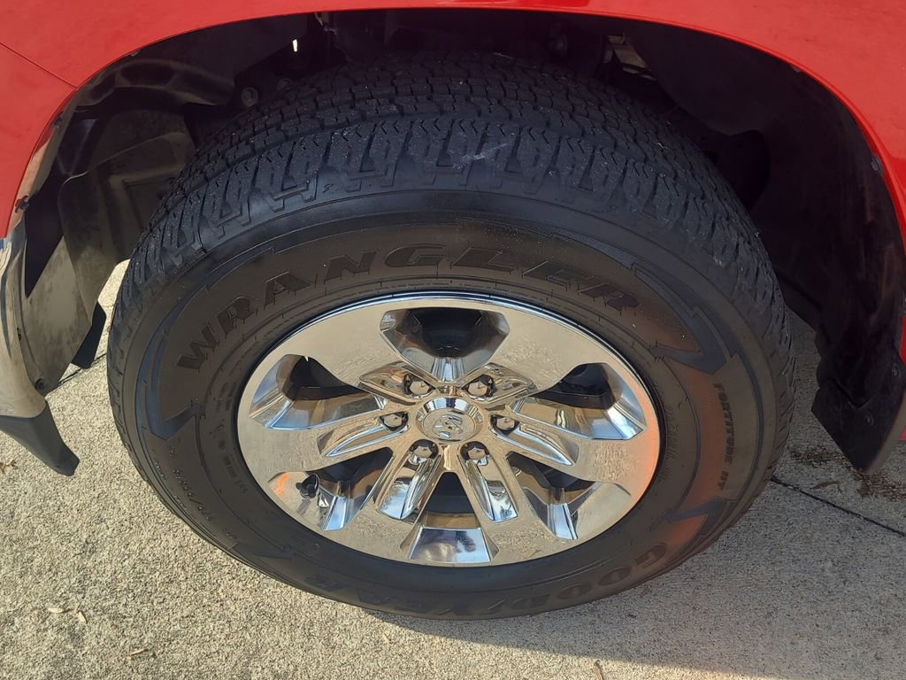 Used 2024 RAM 1500 Laramie image 10