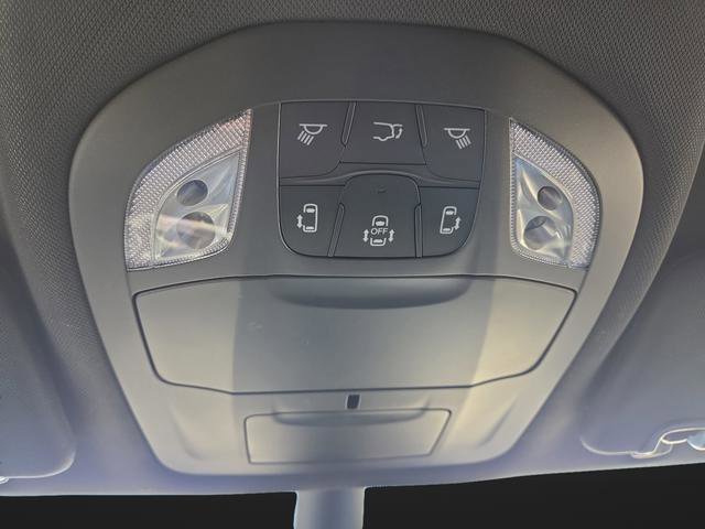 New 2026 Chrysler Pacifica Select w/ S Appearance Package image 23