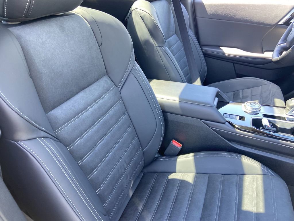 New 2026 Mitsubishi Outlander AWD image 25