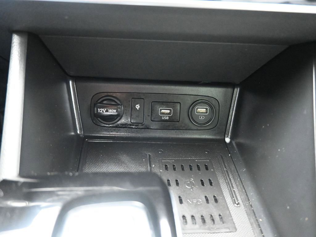 Used 2023 Hyundai Sonata Limited w/ Preferred Accessory Package FWD image 29