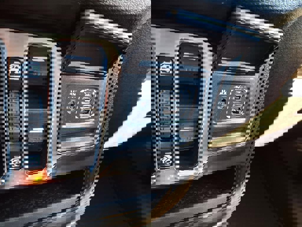 New 2026 Jeep Wrangler Sport S image 9