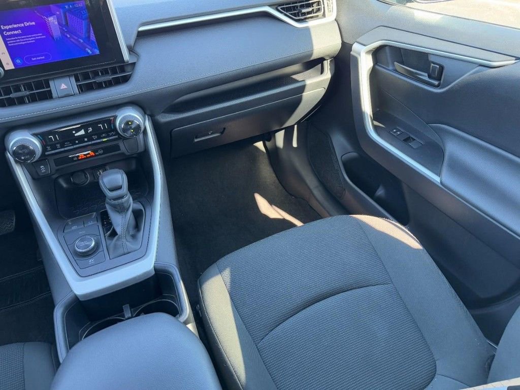 Certified 2025 Toyota RAV4 LE image 18