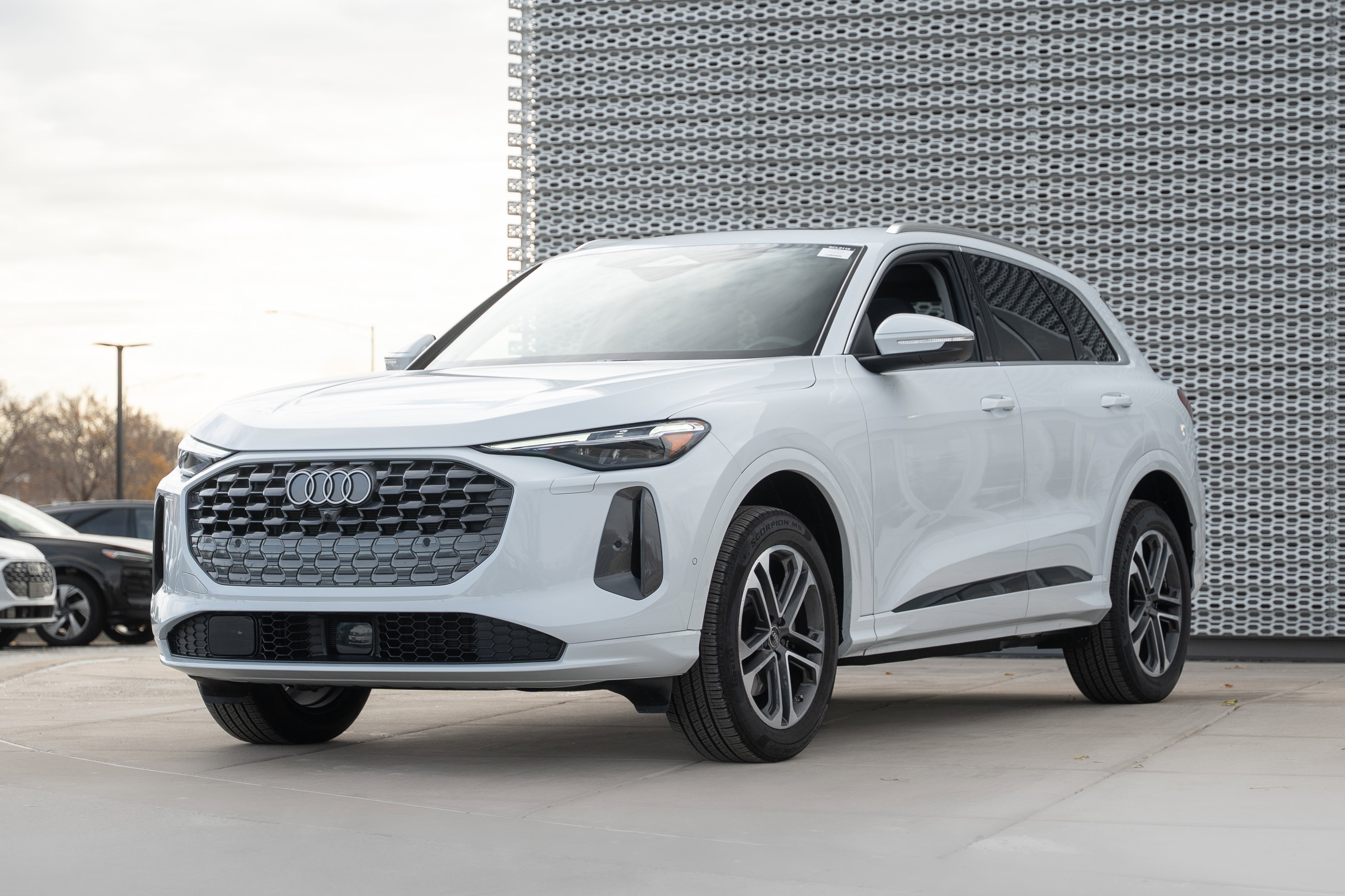 Certified 2025 Audi Q5 Premium Plus w/ Premium Plus image 7