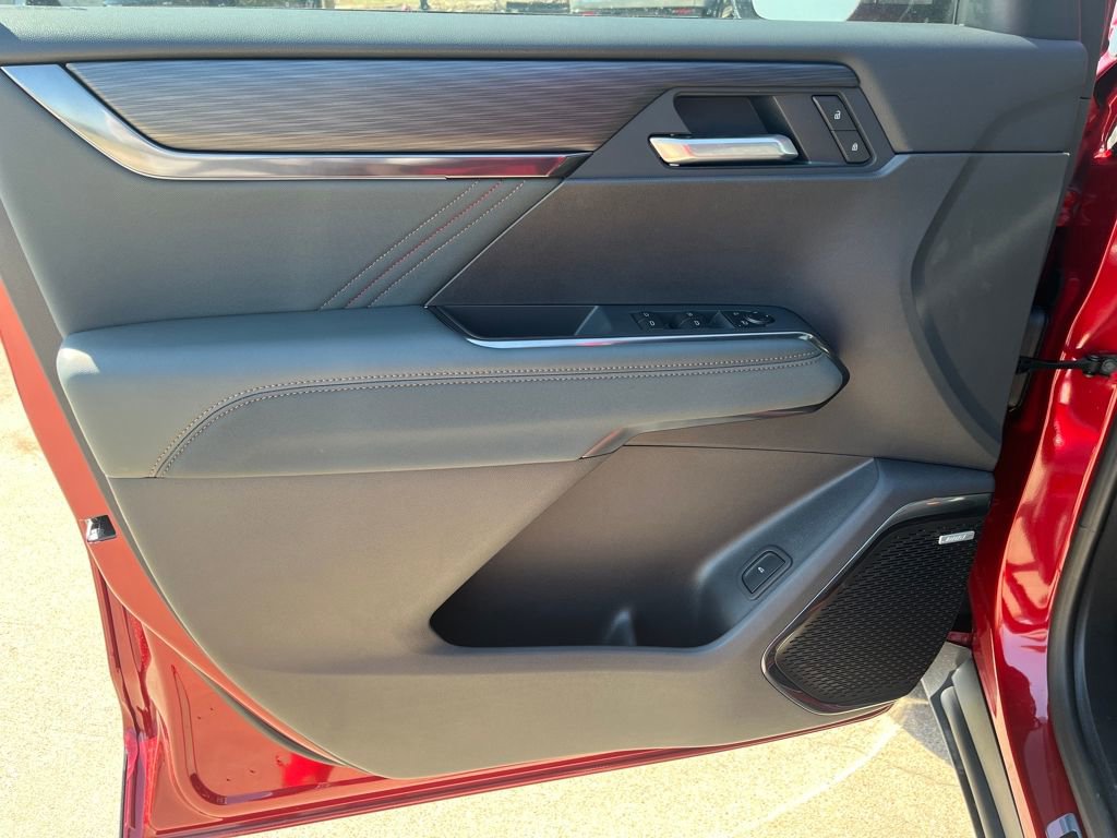 New 2026 GMC Acadia AT4 w/ LPO, Floor Liner Package image 11