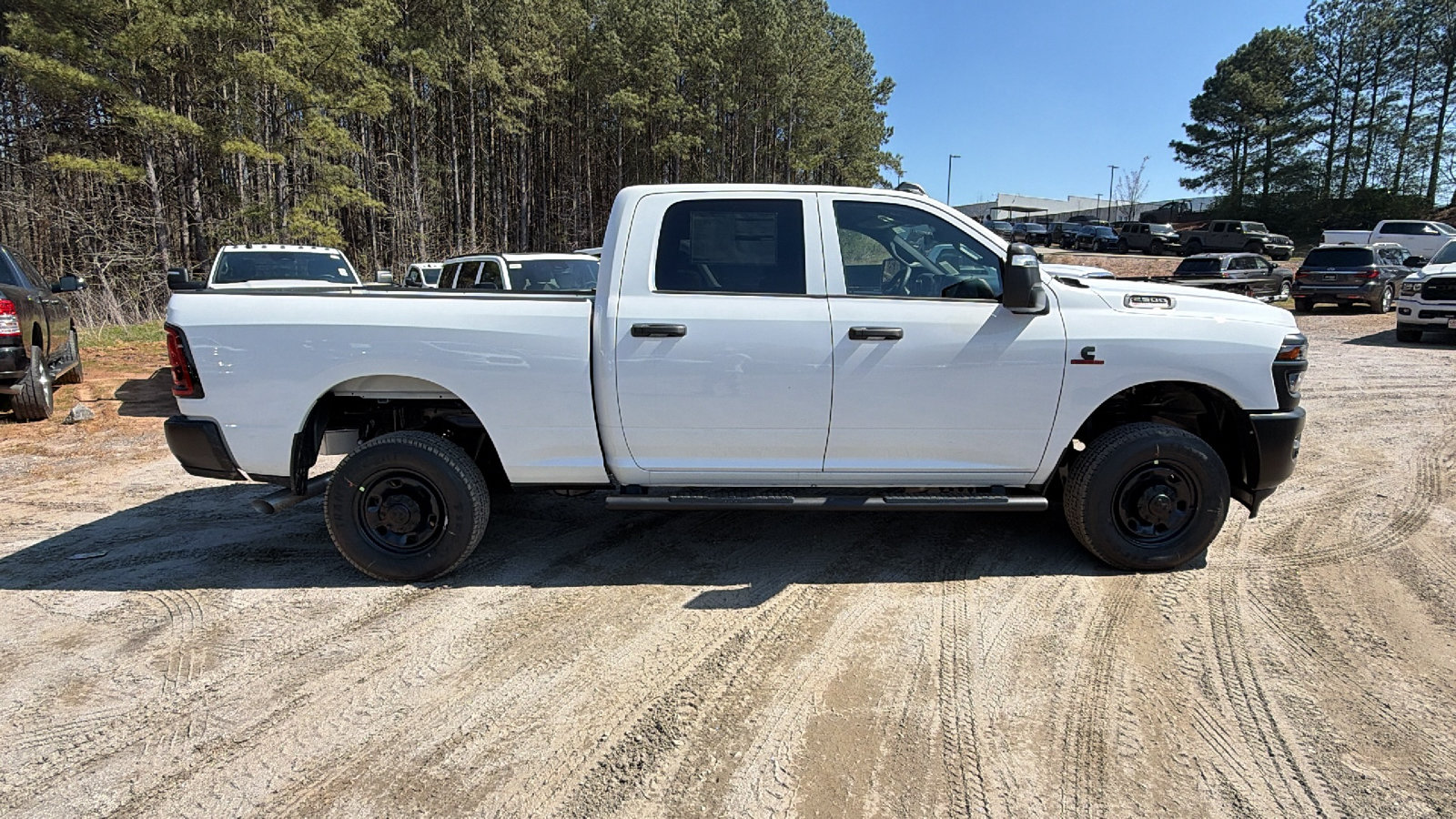 New 2026 RAM 2500 Tradesman AWD/4WD image 7