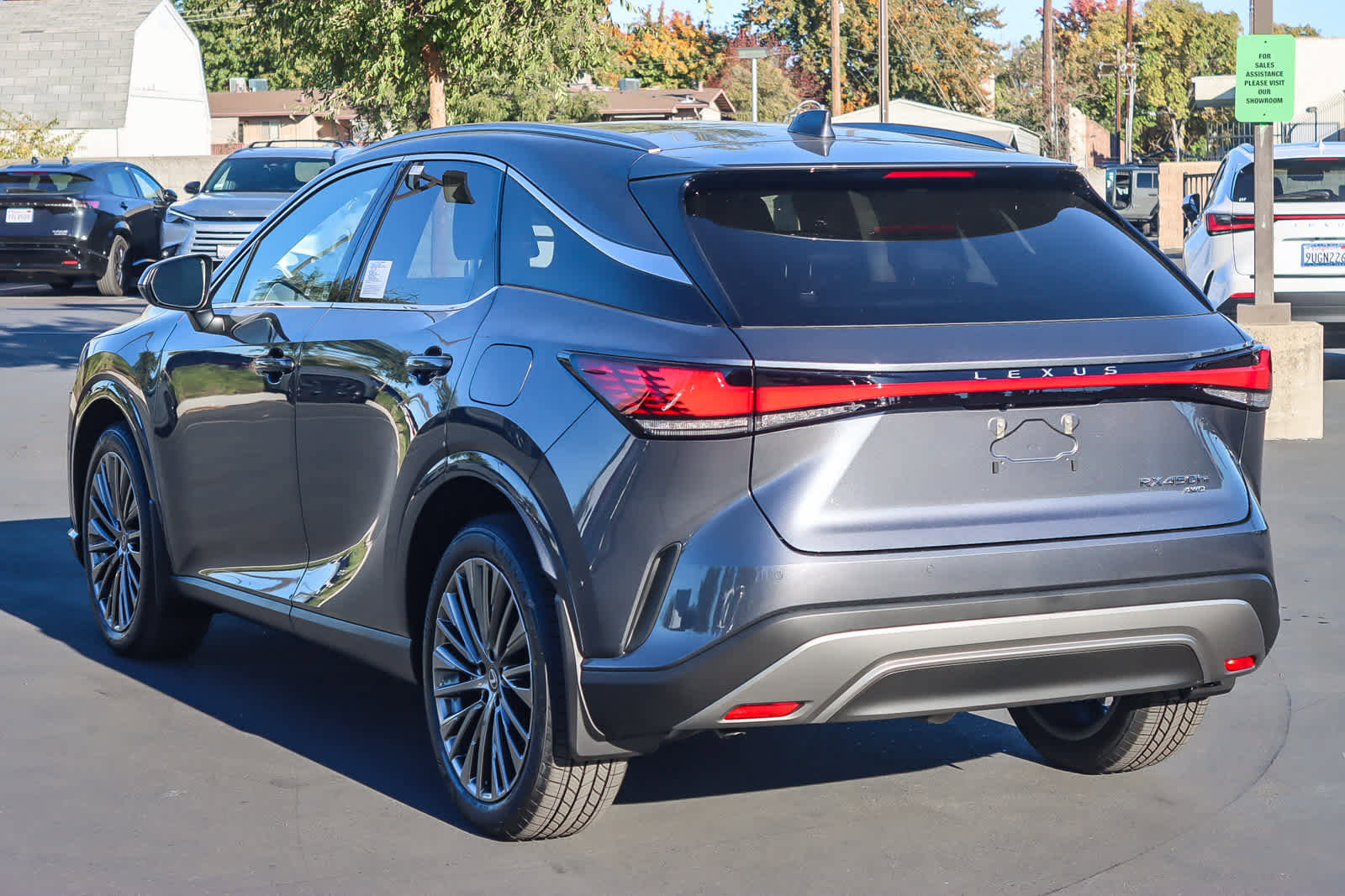 New 2026 Lexus RX 450h Luxury image 2