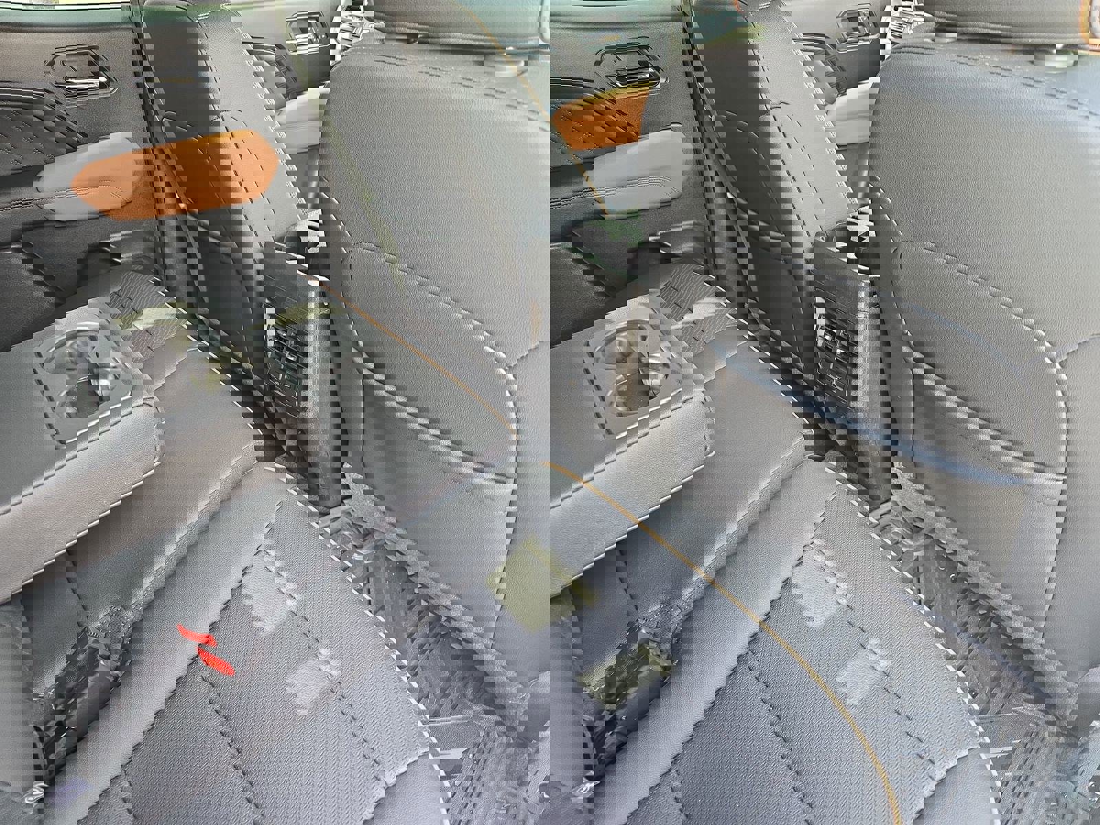 Used 2025 GMC Canyon AT4 w/ Nightfall Edition image 12