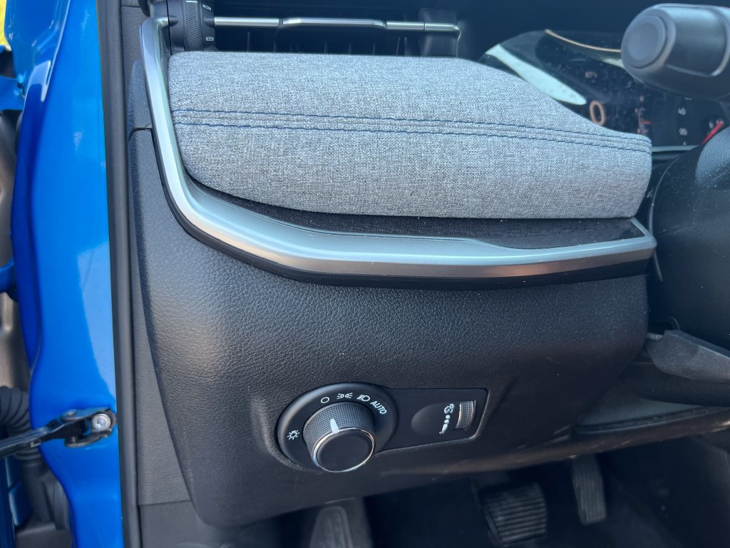 Used 2023 Jeep Compass Sport AWD/4WD image 18
