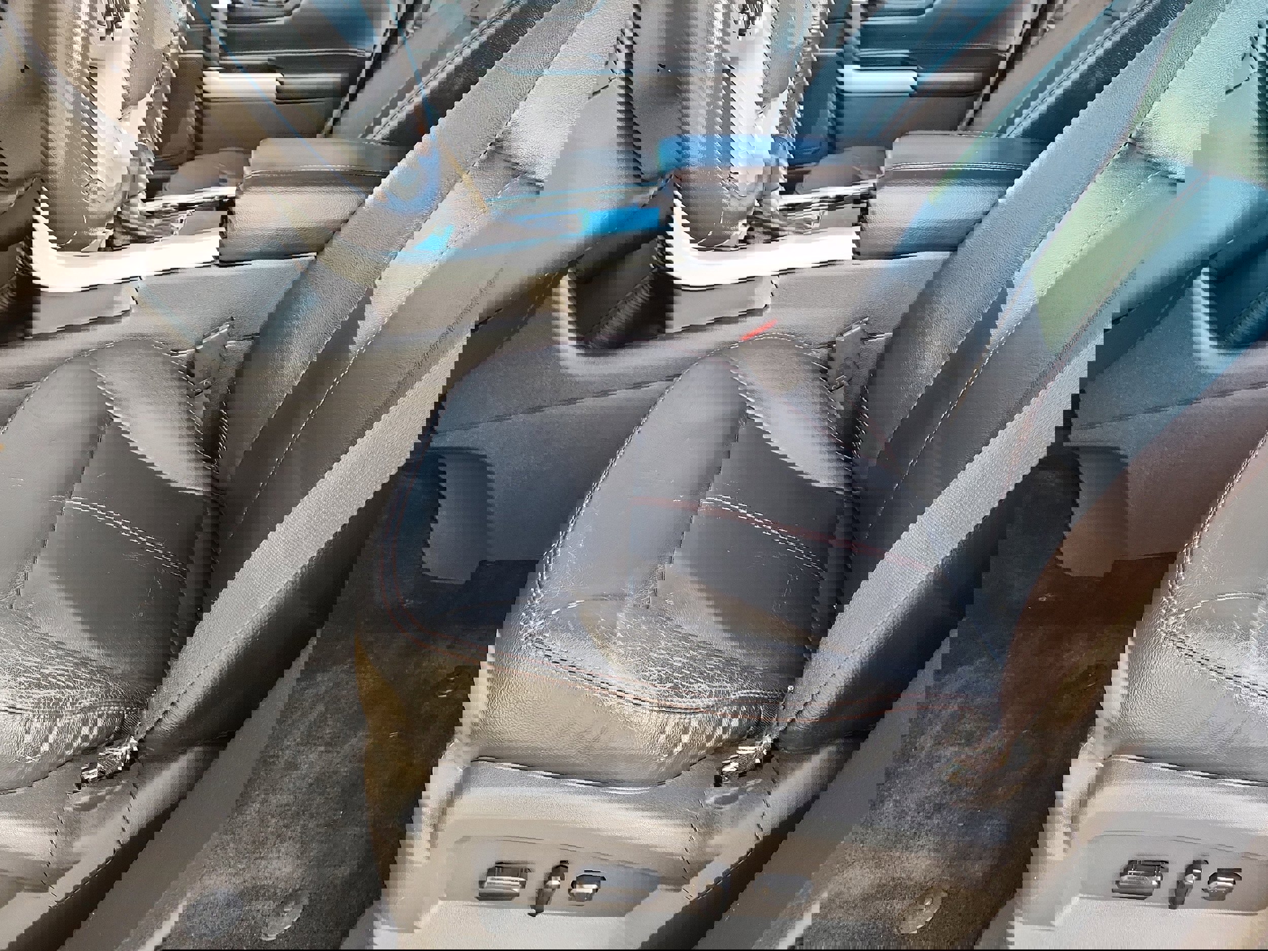 Used 2013 Ford Edge Limited AWD/4WD image 10