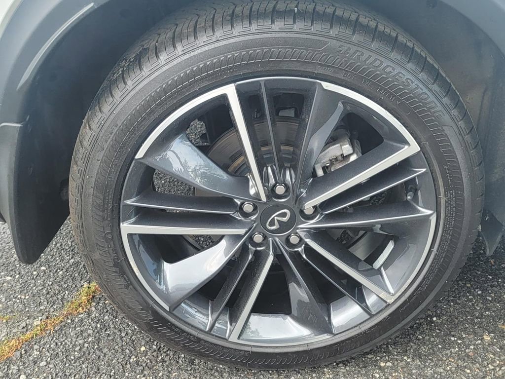 Used 2023 INFINITI QX50 Sport AWD/4WD image 10