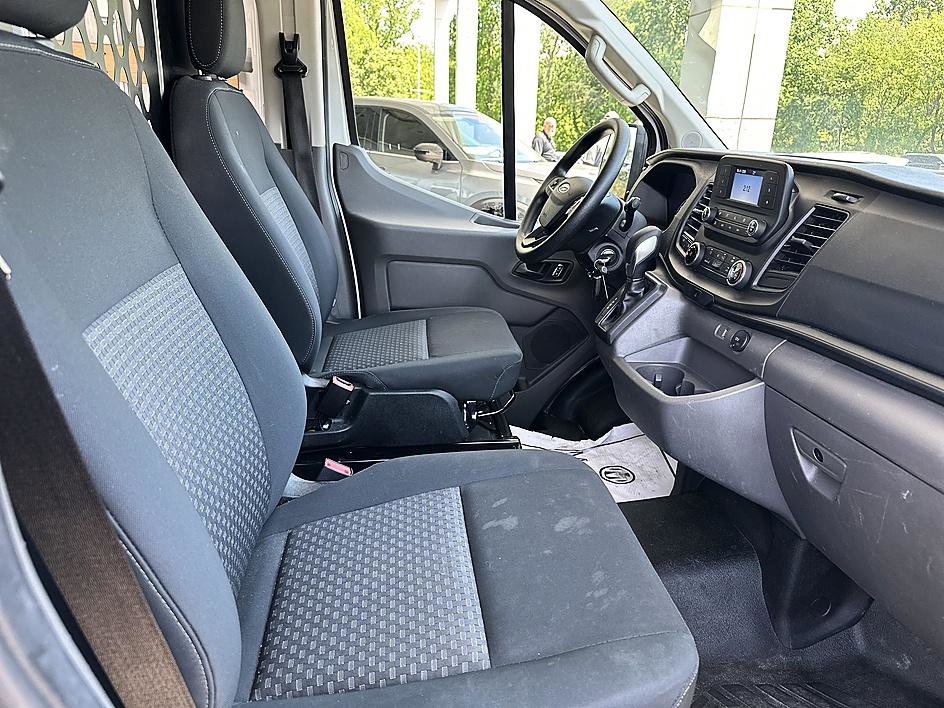 Used 2025 Ford Transit 250 Low Roof w/ Exterior Upgrade Package RWD image 19
