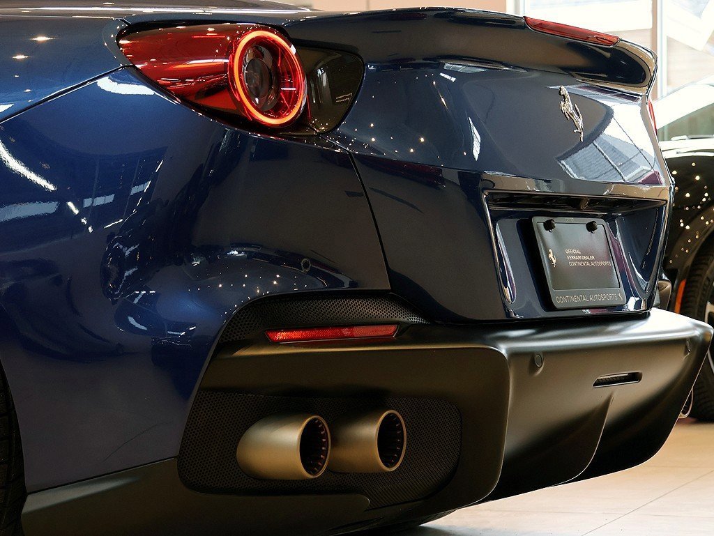 Certified 2022 Ferrari Portofino M image 64