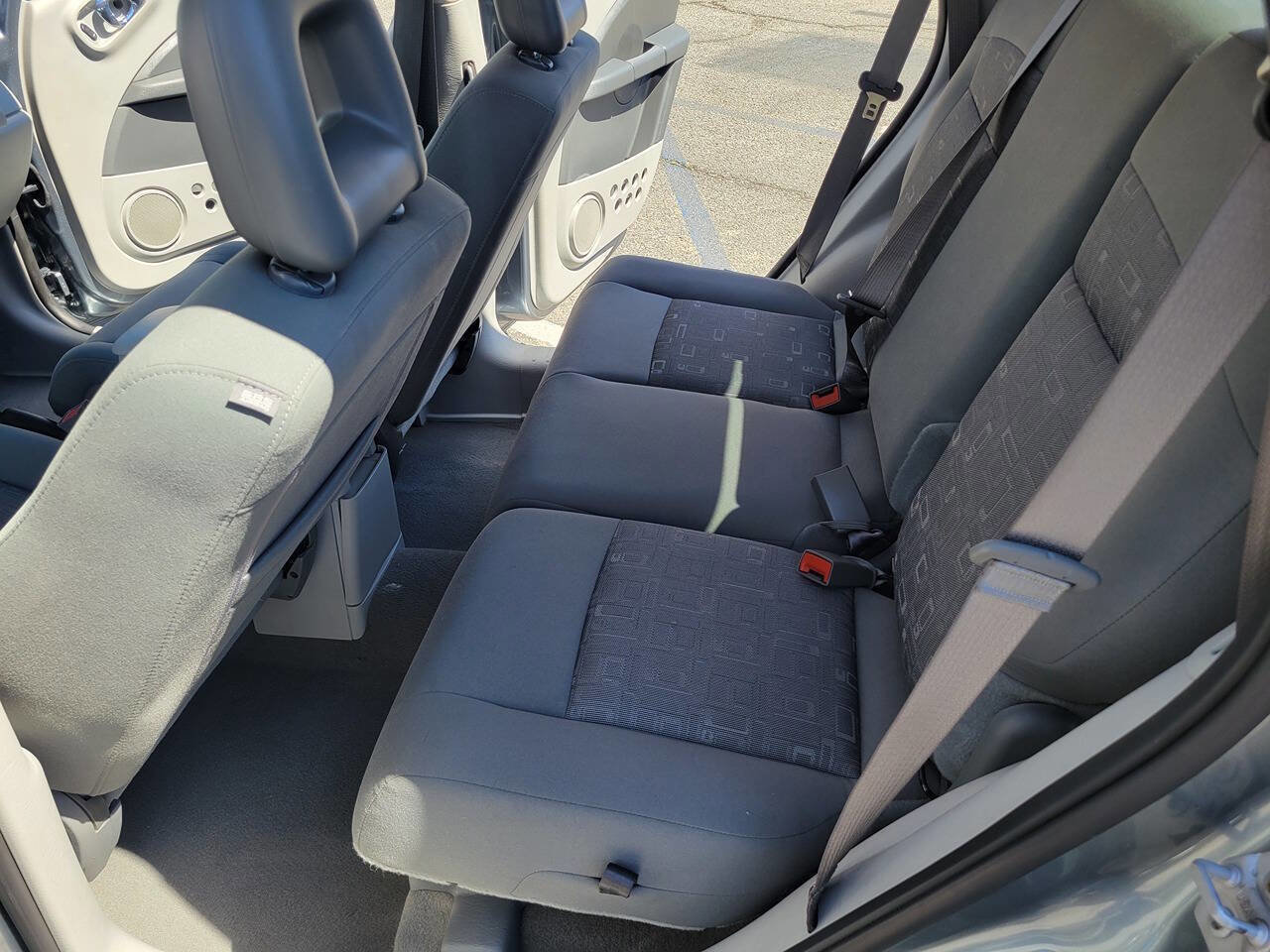 Used 2010 Chrysler PT Cruiser image 12