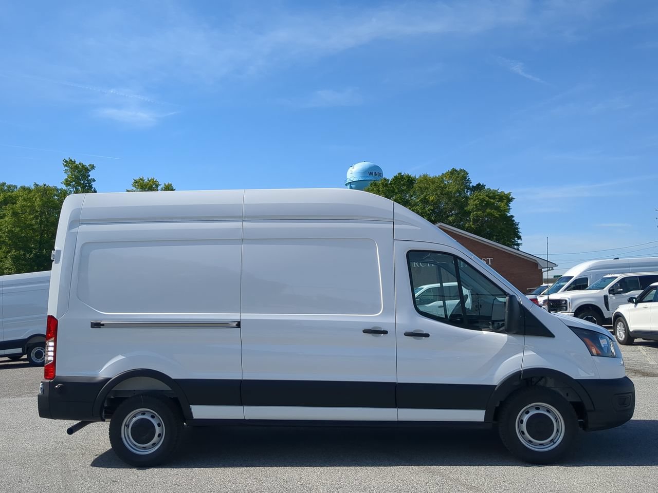 New 2026 Ford Transit 250 148 High Roof RWD video 2