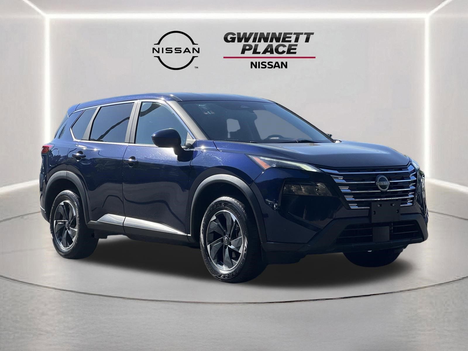 Used 2024 Nissan Rogue SV AWD/4WD image 25