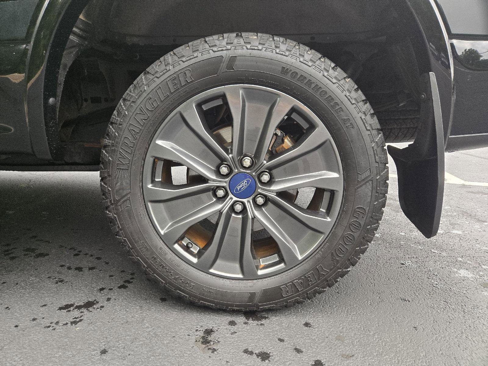 Used 2018 Ford F150 XLT w/ Equipment Group 302A Luxury AWD/4WD image 10