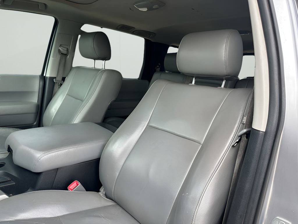 Used 2013 Toyota Sequoia Limited RWD image 13