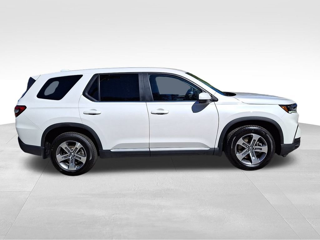 Used 2025 Honda Pilot EX-L image 7