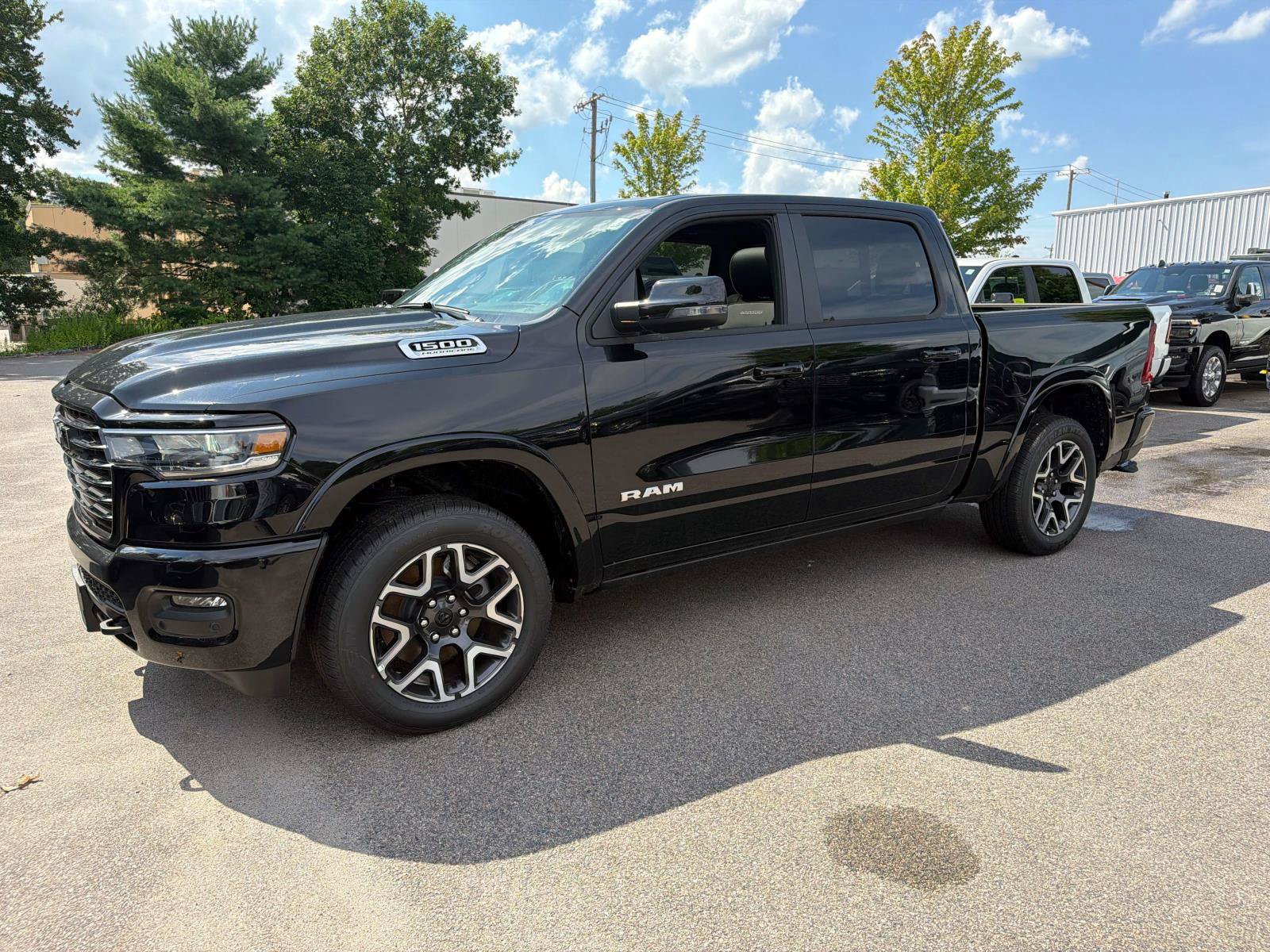 New 2026 RAM 1500 Laramie w/ Bed Utility Group AWD/4WD image 4