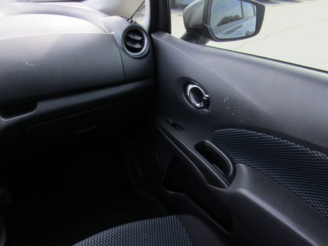Used 2018 Nissan Versa Note SV FWD image 19
