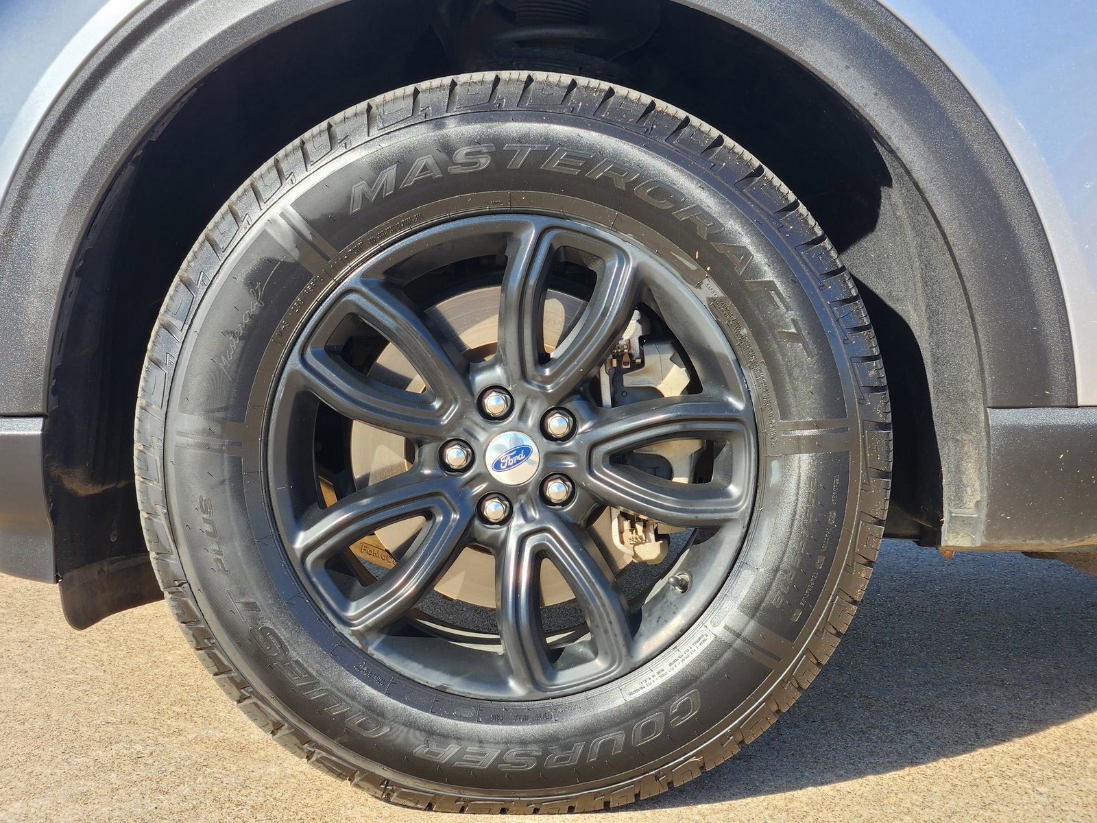 Used 2020 Ford Explorer 2WD image 14