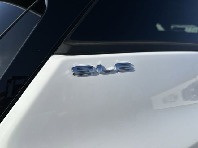 Used 2024 GMC Terrain SLE w/ Driver Convenience Package image 33