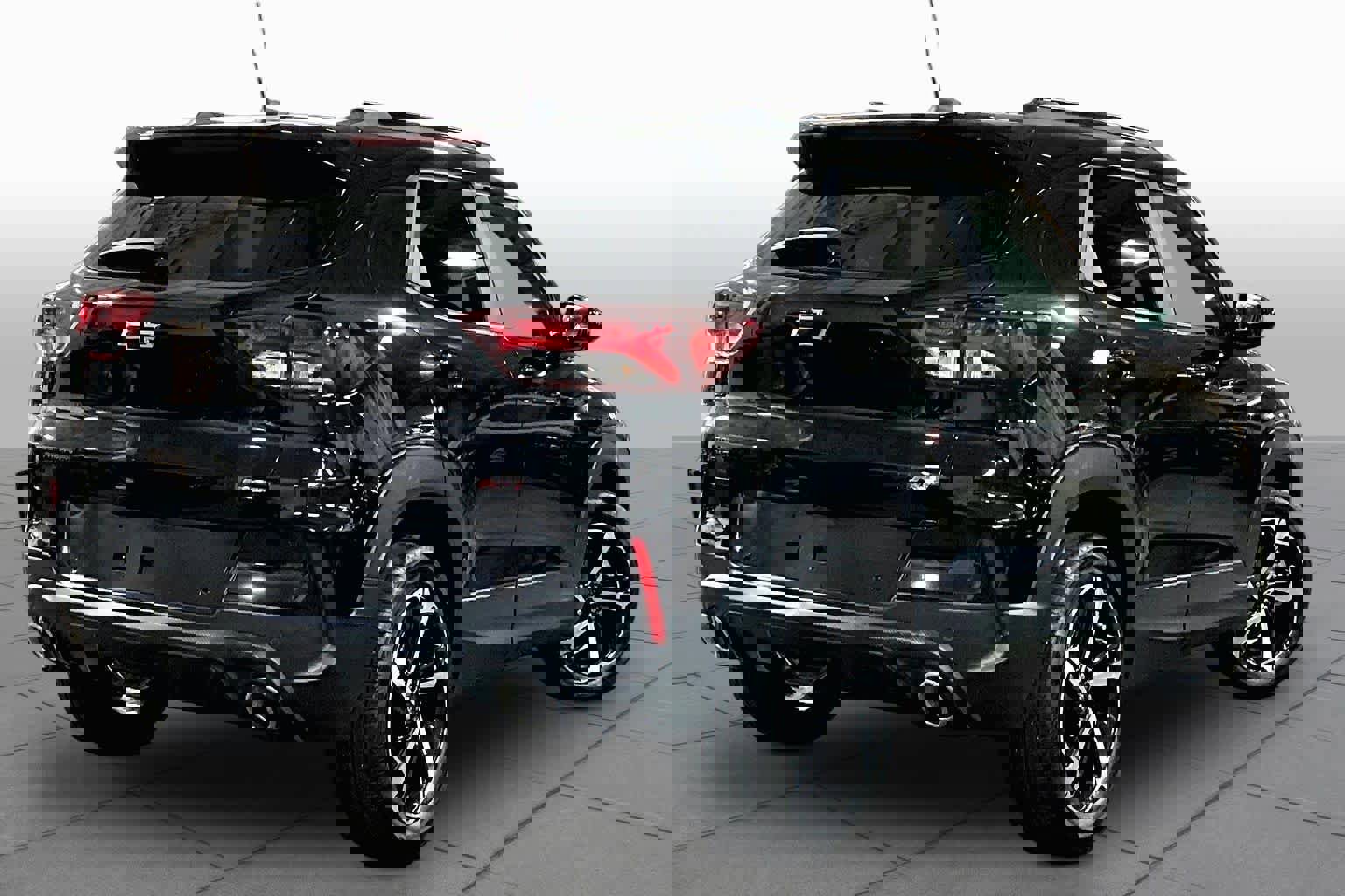 Used 2021 Chevrolet TrailBlazer RS w/ Sun and Liftgate Package AWD/4WD image 13