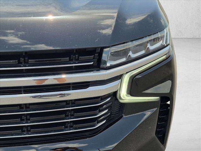 Used 2021 Chevrolet Suburban LT RWD image 9