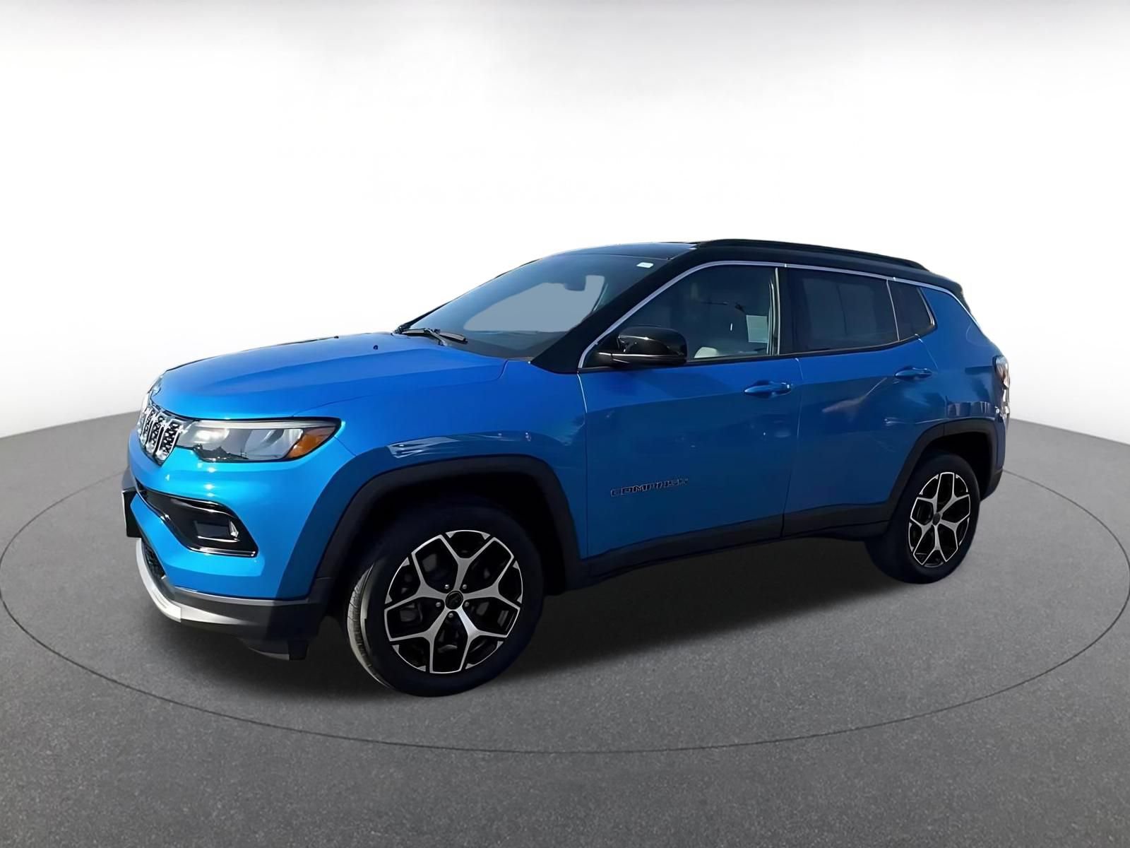 Used 2025 Jeep Compass Limited AWD/4WD image 8