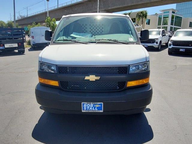 New 2026 Chevrolet Express 2500 Extended w/ Communications Package RWD image 3