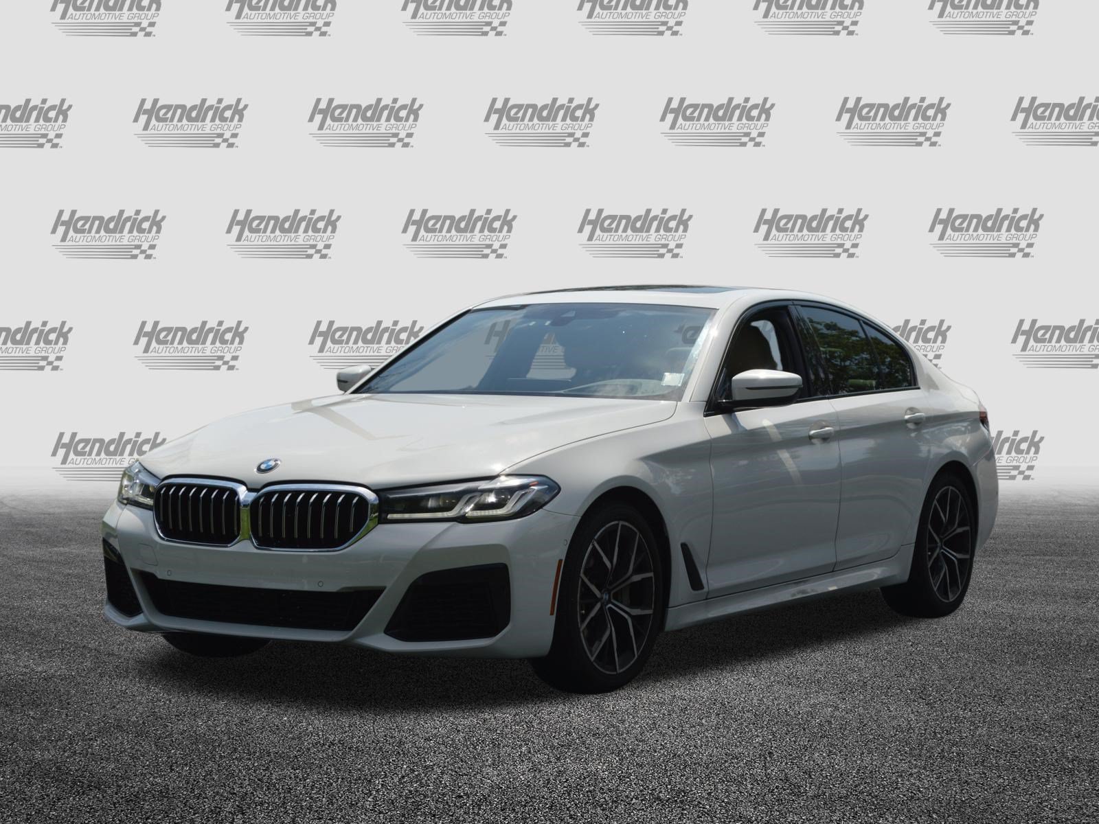 Used 2023 BMW 540i xDrive w/ M Sport Package AWD/4WD image 6