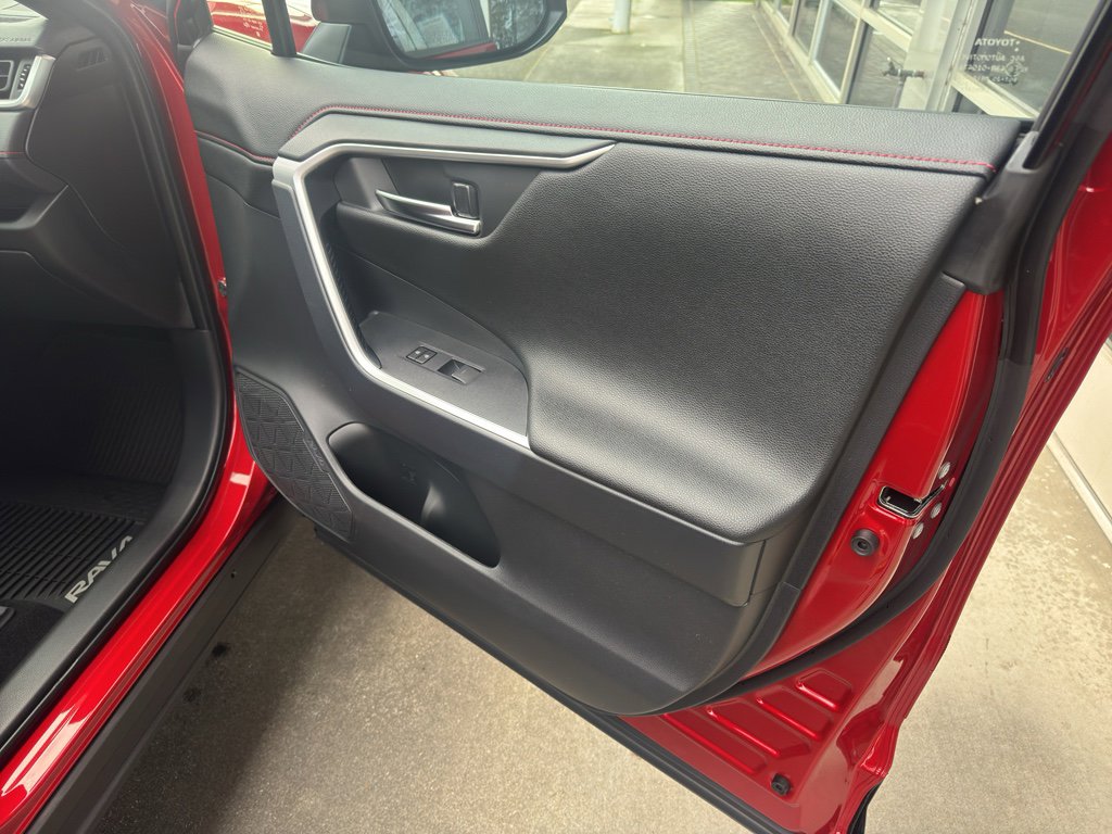 Used 2025 Toyota RAV4 XSE image 20