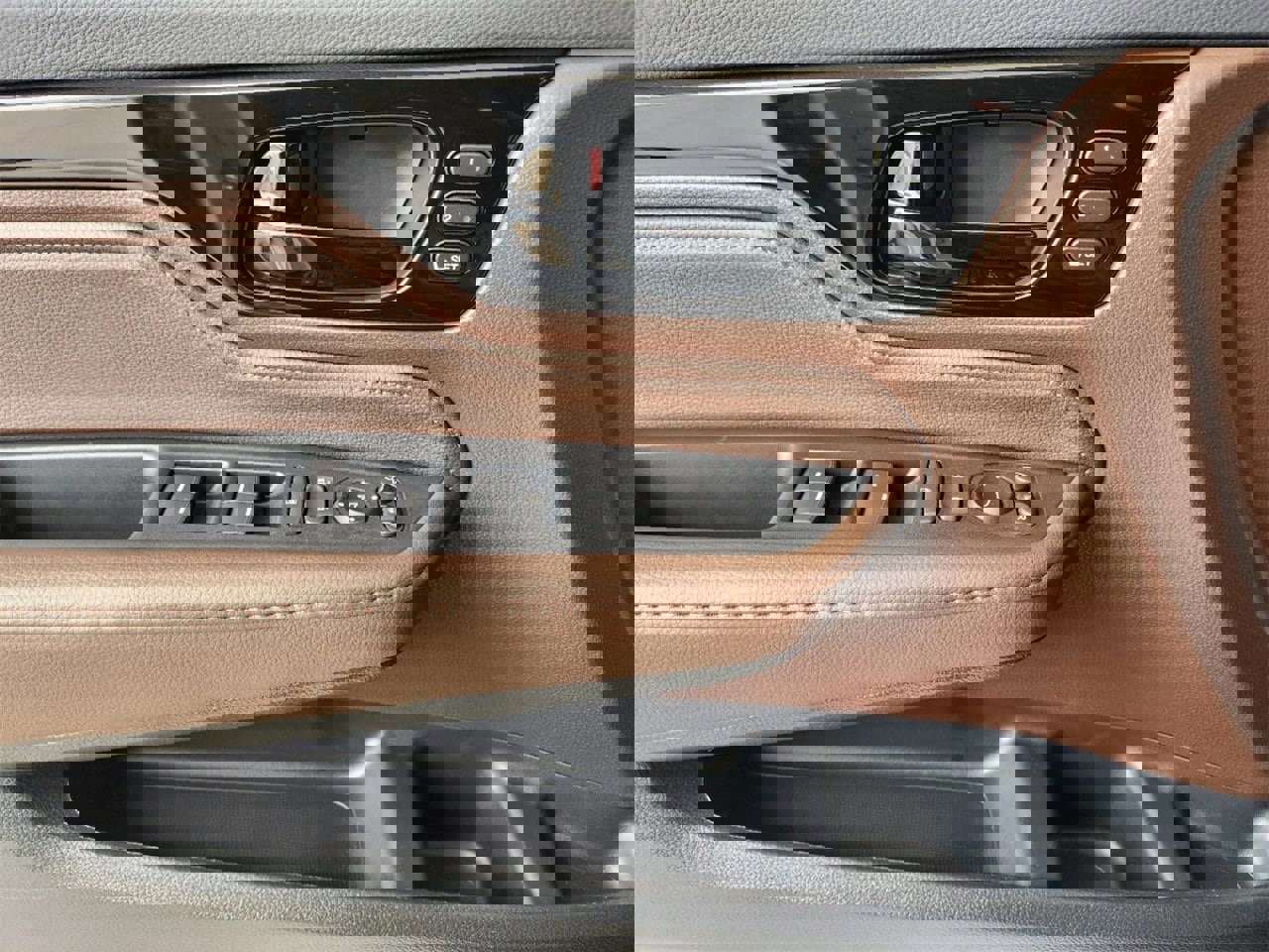 New 2026 Honda Odyssey Elite image 18