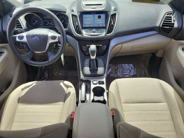 Used 2016 Ford Escape SE w/ Equipment Group 201A image 8