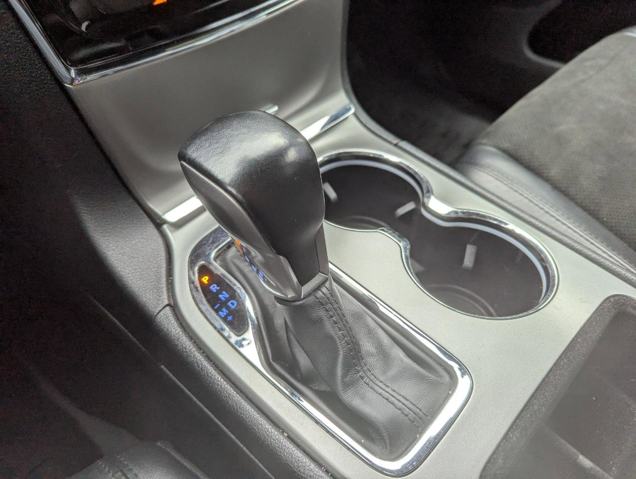 Used 2020 Jeep Grand Cherokee Altitude AWD/4WD image 24