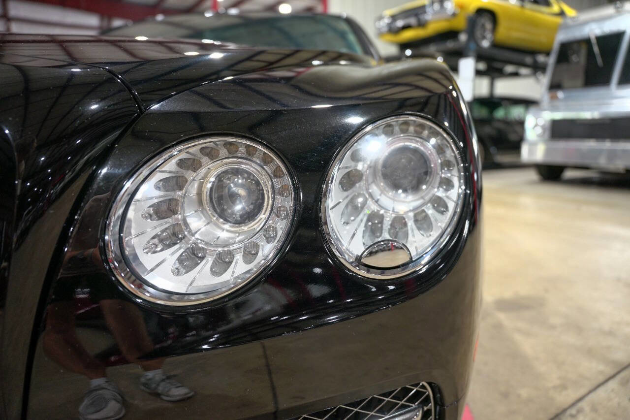 Used 2014 Bentley Flying Spur W12 image 28